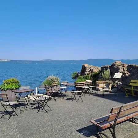La Casa Di Mary Anguillara Sabazia-lago,relax E Roma A Portata Di Treno