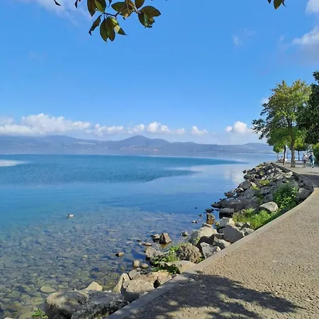 La Casa Di Mary Anguillara Sabazia-lago,relax E Roma A Portata Di Treno
